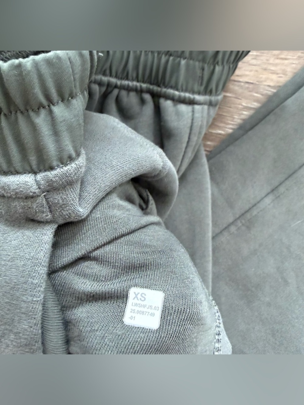Lululemon Loungeful Straight-Leg High-Rise Full Length Pant Green - Picture 3 of 5